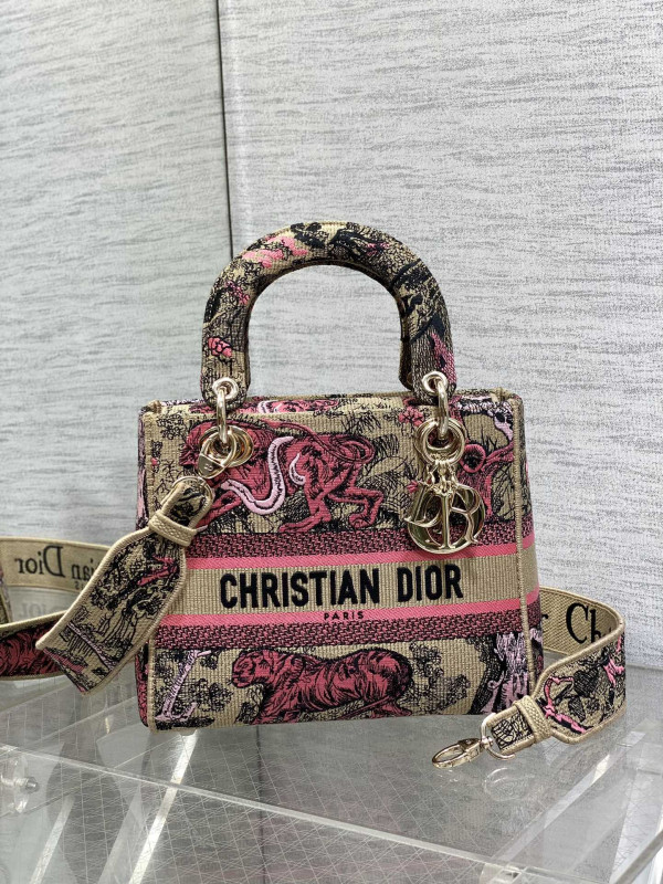 lady D*or - 24cm