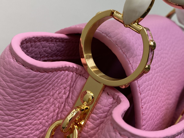 l**is V*t*n capucines bb-27*18*9cm