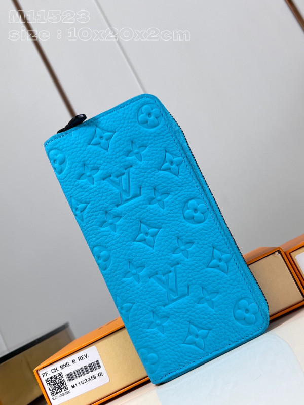l**is V*t*n zippy wallet-10*20*2 cm