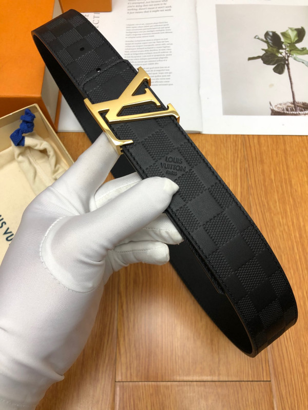 l**is V*t*n belt