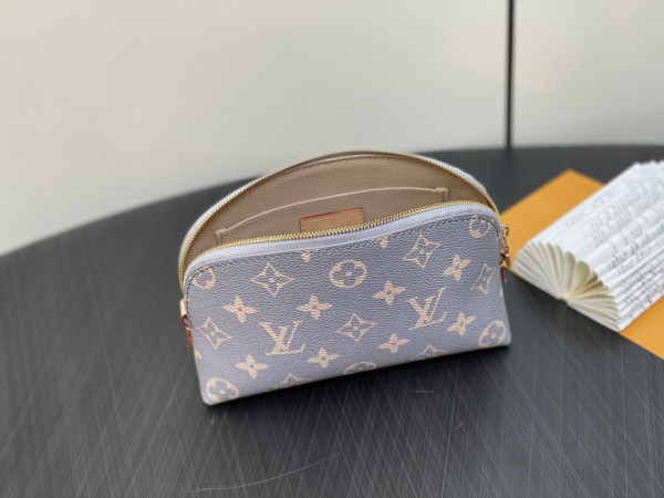 l**is V*t*n pochette cosmétique pm