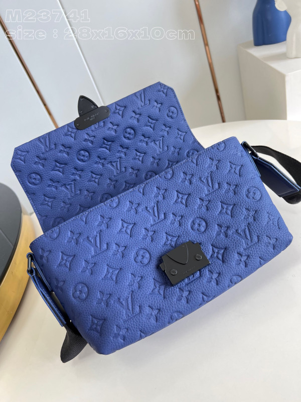 l**is V*t*n s-cape messenger-28*16*10cm