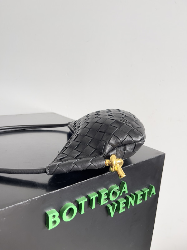 Bo*te*ga ve*ne*ta solstice mini shoulder bag
