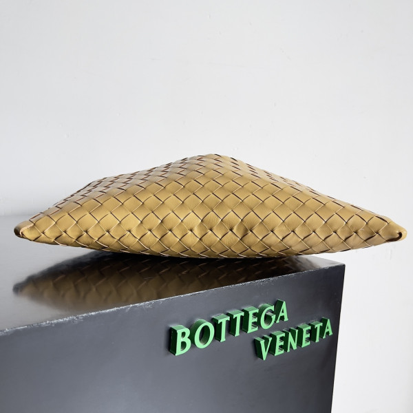 Bo*te*ga ve*ne*ta medium hop