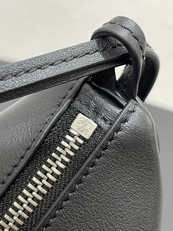 Loewe Hammock Hobo