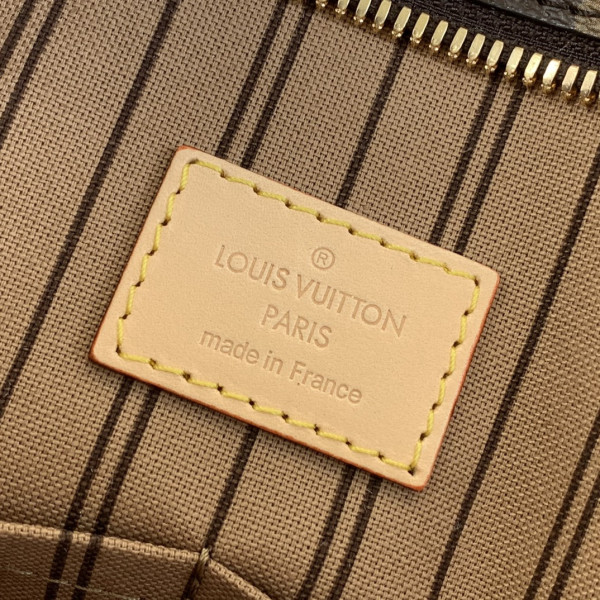 l**is V*t*n mezzo