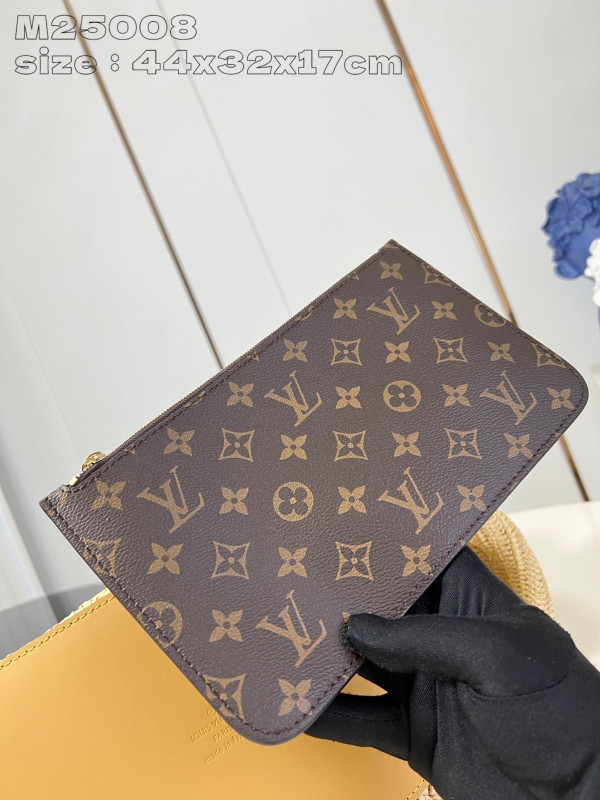 l**is V*t*n summer shopper tote mm-44*32*17cm