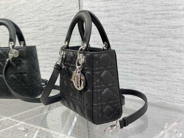 lady D*or small calfskin-20-16.5-8cm
