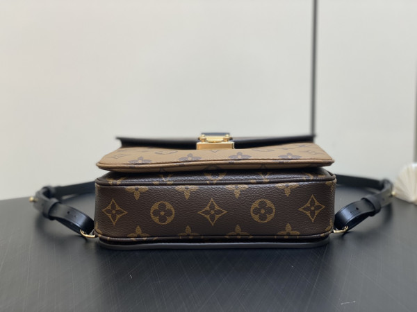 l**is V*t*n pochette métis backpack
